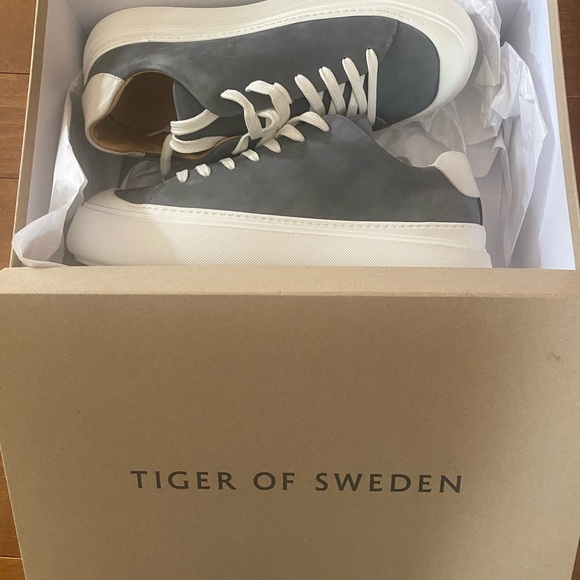 Brand new tiger of Sweden shoes - Picture 3 of 6